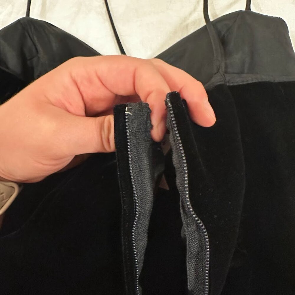 Vintage Black Velvet Slip Dress Made in USA Size M Cocktail Spaghetti Strap LBD - Picture 8 of 14